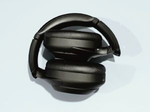 Sony WH 1000XM4